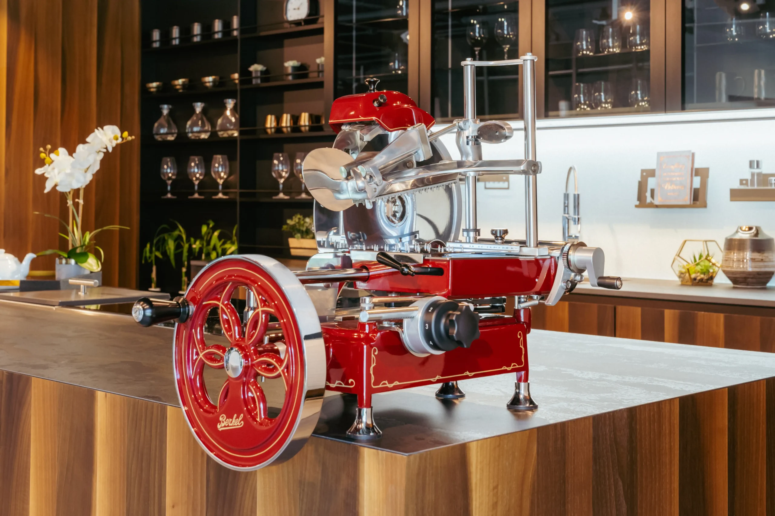 B2-red-kitchen-01-hr